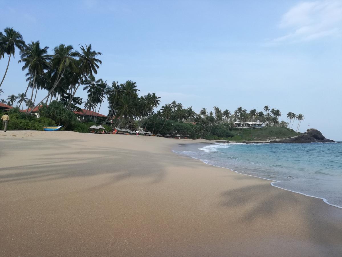 Golden Beach Rest Hotel Tangalle Esterno foto